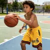 Shorts de Trabalho de Verão para Meninos Calças de Cinco Pontos Respiráveis de Secagem Rápida Calças Esportivas Largas Finas Calças Casuais Infantis Crianças Médias e Grandes