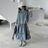 Conjunto de Saia Tulipa de Três Peças Estilo Coreano para Meninas Primavera Outono 2026 Novo Conjunto com Colete Estilo Workwear para Crianças Grandes Tendência