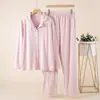 Distribuido y enviado en nombre de otros: Ropa de casa para mujer de gasa de algodón puro para primavera y otoño, con cuello, estampada, de manga larga, pantalón largo, pijama cómodo para casa