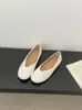 Zapatos de mujer de corte bajo minimalistas estilo coreano, nuevo modelo otoño 2026, zapatos cómodos de suela plana para el día a día, slip-on versátiles tipo abuela