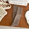 Meias novas de outono e inverno anti-bolinhas de tricô duplo de caxemira para panturrilha feminina, meias finas listradas de cano médio JK, meias 7/8 e acima do joelho