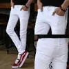 El mismo estilo de jeans blancos puros para hombre, elásticos, versión coreana, corte slim, corte recto, business casual, adecuados para hombres jóvenes y de mediana edad