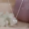 Collar de Zirconia con Lazo en Forma de Corazón para Mujer, Diseño de Nicho de Lujo Ligero, Estilo de Moda Ins, Cadena Dulce para Clavícula al por Mayor