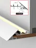 Canal de alumínio para teto emissor de luz diagonal, perfil fino em forma de asa, canal de luz ambiente para teto de casa modelo em toda a casa