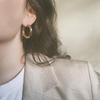 Aretes Metálicos de Aguja de Plata Viento Redondos Geométricos Moda Viajera Simple Simple Anillo Arete Personalidad Temperamento Aretes con Sentido Avanzado