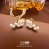 Brincos de Clipe Elegantes e Luxuosos para Bobina de Mosquito para Mulheres Sem Furos nas Orelhas, Brincos de Moda Exquisitos e Versáteis, Brincos Personalizados de Alta Qualidade para Atacado