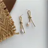 Brincos de Prata S925 com Agulha Coreana, Novo Nó, Pérola Natural, Estilo de Celebridade da Internet, Simples, Versátil, Brincos de Alta Qualidade