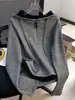 Sudadera con capucha y media cremallera, patchwork de bloques de color, efecto dos piezas, talla grande para mujer, nuevo top versátil de primavera adelgazante