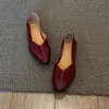 Versão em pele de ovelha ~ sapatos slip-on simples, retrô e versáteis com salto grosso, perfeitos para o trajeto diário; elegantes e fáceis de combinar, estes sapatos de trabalho de bico baixo são uma ótima escolha