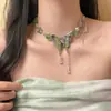 Colar Borboleta de Cristal de Gelo Verde para Mulheres 2025 Novo Estilo Fresco de Primavera e Verão Corrente de Clavícula de Nicho Gargantilha Exquisita