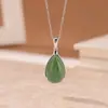 Yi Lu Yin Prata Esterlina S925 Jade Hetian Esmeralda Pingente Formato Gota d'Água Temperamento Moda Versátil Simples Novo Pingente Chinês