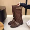 2026 Botas Femininas de Bico Redondo com Fivela Moda Outono Novo Confortáveis Estilo Coreano Salto Bloco Botas Cavaleiro de Nicho Femininas