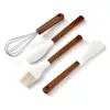 Mini Gadgets de Cozinha de Silicone com Cabo de Madeira Conjunto de 4 Peças Raspador de Silicone para Bolo e Creme, Pincel para Óleo, Batedor de Ovos de Grau Alimentício