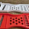 Rallador doméstico de plástico C15 cinco en uno Cortador de verduras Raspador pelador de verduras y frutas Cepillo de afeitar multifuncional 2 yuanes