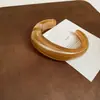 Pulseras Abiertas de Acrílico Transfronterizas Europeas y Americanas, Pulseras de Moda Exageradas y Simples, Joyería Versátil de Alta Gama y Elegante al por Mayor