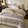 Juego de cuatro piezas de ropa de cama para dormitorio de tela cepillada ecológica 100% algodón con estampado de estilo pastoral, funda de edredón 100% algodón, juego de tres piezas de alta estética para dormitorio
