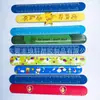 Fábrica directa de Dongguan moda silicona doble engranaje raqueta pulsera anillo de raqueta de púas Muñeca de silicona con rebaba