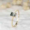Anillo de moda súper vendido diseño rectangular retro ágata acuática para mujer lujo ligero temperamento de alta gama anillo versátil