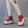 Tênis plataforma cano alto para mulheres 2023 novo outono e inverno forrado com lã versátil sapatos brancos altura escondida botas Martin britânicas