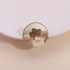 Broches Creativos y Personalizados Europeos y Americanos con Forma de Estrella Dorada de Cinco Puntas, Insignias de Metal para Accesorios de Dibujos Animados Transfronterizos Simples y Originales al por Mayor