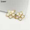 Wt-Jp415 Brincos Pingente Exclusivos com Design de Pétalas Personalizado Pérola de Concha Branca Banhado a Ouro 18K Inlaid Acessórios