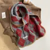 Bufanda de Punto para Mujer 2026 Invierno Nueva Moda Versátil Suave Cera Forma de Diamante Cuadros Mezcla de Lana Engrosada Cálida Bufanda para el Cuello