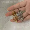 Brincos de Corrente Canjin Estilo Dong Jie Femininos Luxo Leve Design de Nicho de Alta Qualidade Elegantes Brincos Elegantes Brincos para o Dia a Dia