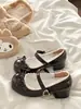 Sapatos Mary Jane populares estilo japonês para mulheres, novo modelo outono 2026, sapatos de um só tom com laço fofo, sapatos pequenos de couro com bico redondo