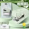 Grapadora Deli New Sai Ns083C Grapadora de Fluido Natural para Estudiantes, Grapadora Pequeña Mini Natural