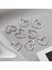 Moderna Cadena de Titanio Hueca con Colgante de Corazón para Mujer, Cadena Sencilla para Clavícula, Diseño Único, Gama Alta, Lujo Ligero, Dulce y Versátil