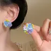 Pendientes de botón florales frescos con pasador de plata 925 para mujer, Pendientes de estilo festivo de lujo ligero, Pendientes de perlas de nicho de alta gama al por mayor
