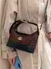 Yuezizhi 2026 principios de otoño nueva moda bolso versátil bolsa para lonchera bolso de cadena estilo vintage bolso cruzado tipo cubo esmerilado