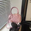 Bolsa de Concha com Bolinhas da Moda 2026 Nova Bolsa Versátil Bolsa de Ombro Estilo Coreano Tendência Bolsa de Luxo Leve Mulheres Transfronteiriça