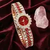 Elegante Conjunto de Relógio de Quartzo Feminino com Colar de Diamantes Cravejados com Rubis, Brincos, Anel, Pulseira, Conjunto de Presente de Cinco Peças