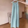 Vestido Colete Sem Manga para Mulheres Verão 2024 Novo Férias na Beira-Mar Gola Halter Alça Saia Longa de Praia