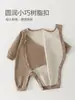 Macacões de bebê para outono e inverno, estilos para primavera e outono, camadas internas espessadas para aquecimento, adequados para recém-nascidos e ideais para usar ao ar livre.
