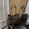 Nova Bolsa Tote de Couro Macio Estilo Coreano para Mulheres, Grande Capacidade, Sensação de Alto Padrão, Adequada para o Dia a Dia, Pode Ser Usada como Bolsa de Ombro ou Transversal