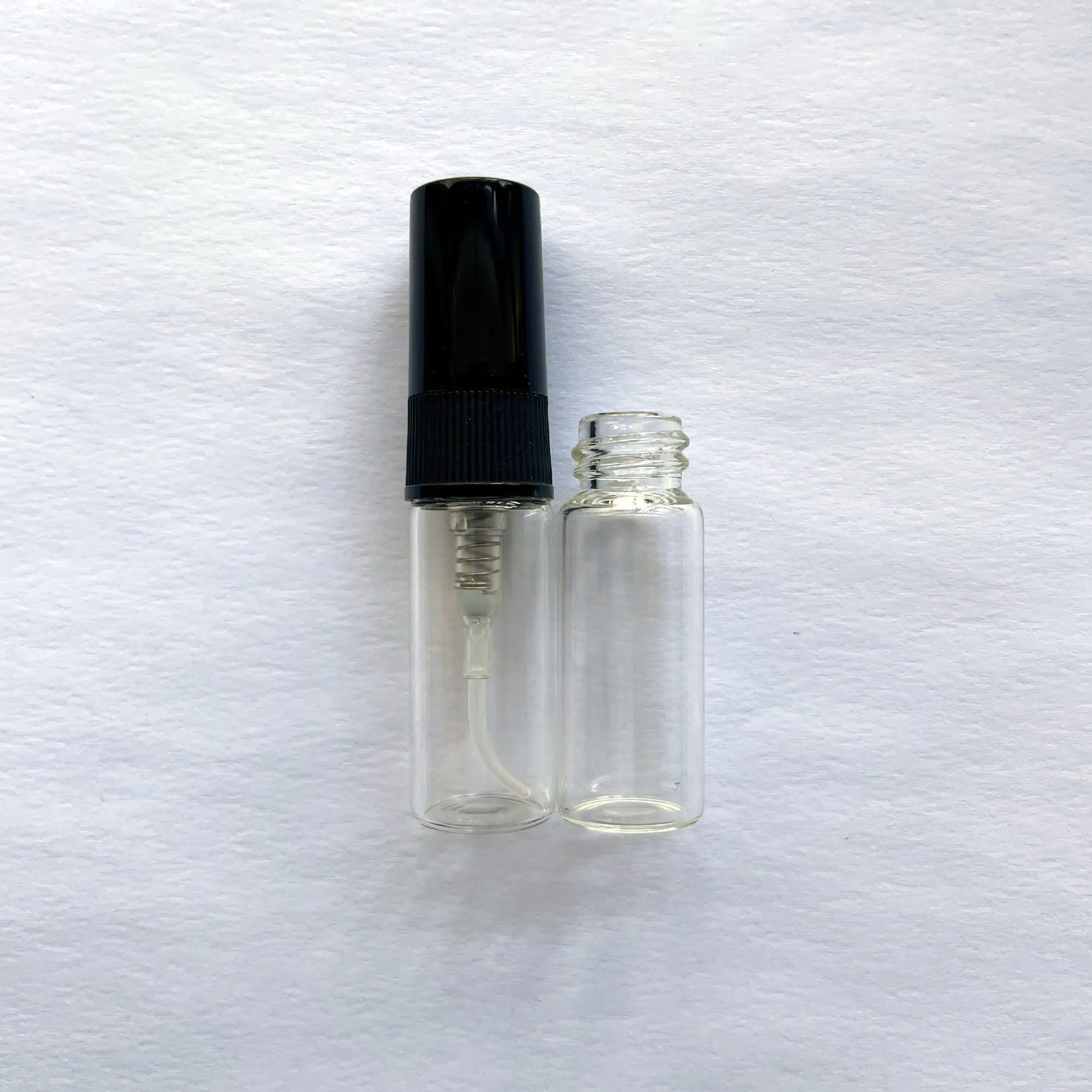 3ml14×38螺口喷雾瓶白底图