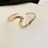 Pulsera Irregular Cóncava Retro Europea y Americana, Pulsera de Diseño Exagerado Personalizada, Pulsera Elegante Simple y de Moda Nicho