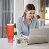 Adecuado para Fundas de Silicona para Vasos Stanley, Fundas Aislantes para Vasos de Agua, Fundas para Vasos Térmicos, Fundas Inferiores para Botellas de Agua de Acero Inoxidable Deportivas, Personalizable