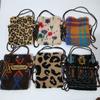 Otoño e Invierno Nuevo Peluche Monedero Bolso de Hombro Pequeño Lindo Portátil Bolsa para Teléfono Móvil Gran Capacidad Portátil Monedero Bolsa de Almacenamiento