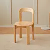 Popular silla de comedor vintage de madera maciza nórdica para uso doméstico, silla Rey moderna simple retro para sala de estar, para espacios pequeños, estilo dopamina