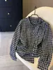 Nuevo diseño de otoño de 2026, camisa-chaqueta de cuadros con cordones, ajuste irregular ceñido, adelgazante, para mujer