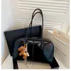 Bolsas Retrô Transfronteiriças Femininas de Grande Capacidade 2026 Nova Bolsa Casual de Ombro Único para o Dia a Dia Textura Fashion Versátil Bolsa Almofada