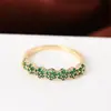Comercio exterior transfronterizo nuevo diseño de moda europeo y americano nicho estilo de corte incrustado circonita colorida lujo anillo elegante