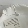 Colar Exquisito Encaixável para Mulheres, Simples e Fashion, Pingente de Anel Duplo Personalizado, Design de Nicho, Corrente de Clavícula de Camada Dupla