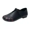 Populares zapatos de mujer estilo étnico retro, nuevo modelo de otoño 2026, zapatos casuales antideslizantes de suela blanda para mujeres de mediana edad y mayores