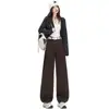Venta Directa de Fábrica Jeans Marrones de Pierna Curva para Mujer Otoño/Invierno 2026 Diseño Holgado con Sentido del Estilo Pantalones de Pierna Ancha para Alargar la Figura