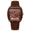 Comercio Exterior Transfronterizo Popular de Moda Tendencia Reloj para Hombre Transmisión en Vivo Douyin Barril Silicona Cuarzo Reloj Fabricante Venta al por Mayor