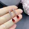 Aretes de Granate Rojo Natural con Incrustaciones de Plata de Ley S925, Piedra Principal 5*7mm Completamente Limpia y Súper Brillante, Soporta Re-análisis